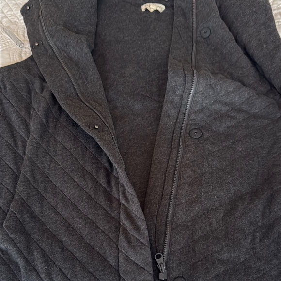 Eileen Fisher Charcoal Gray Top - Picture 4 of 7